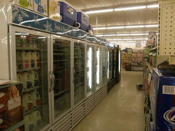 Leon Retail Center: 108 NE 3rd St, Leon, IA 50144